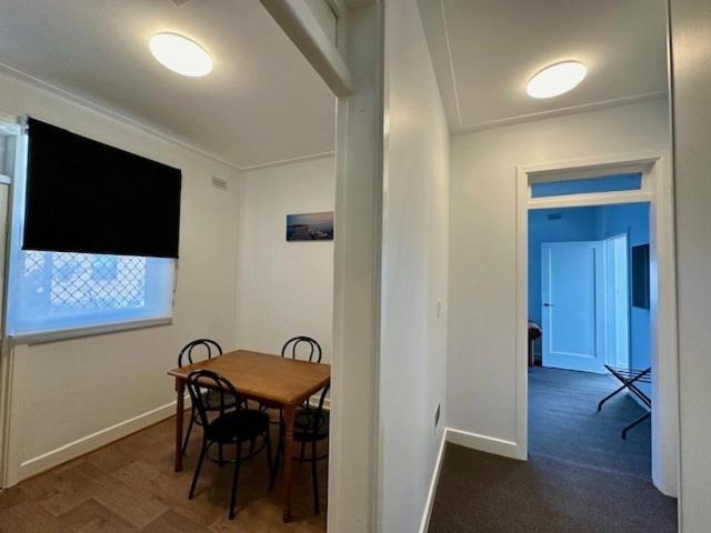 The Lakes Hotel Entrance Bagian luar foto