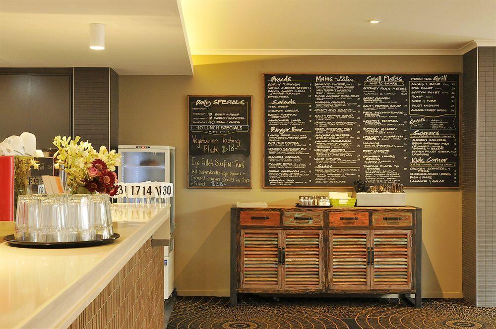 The Lakes Hotel Entrance Bagian luar foto