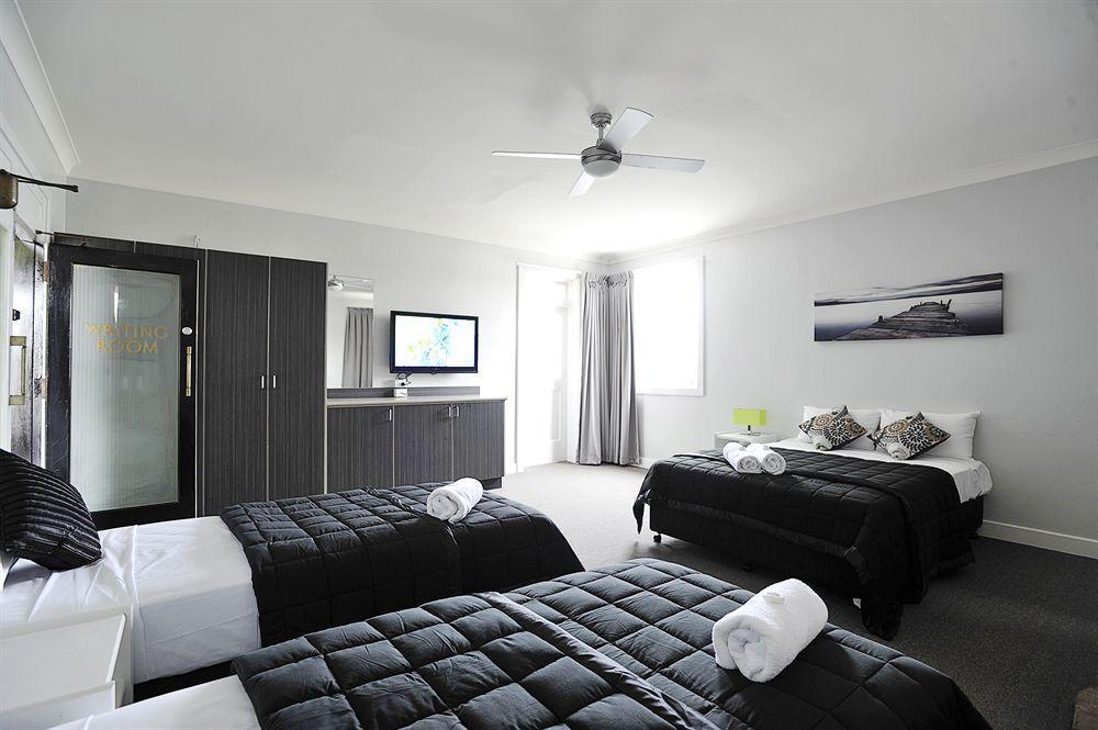 The Lakes Hotel Entrance Bagian luar foto